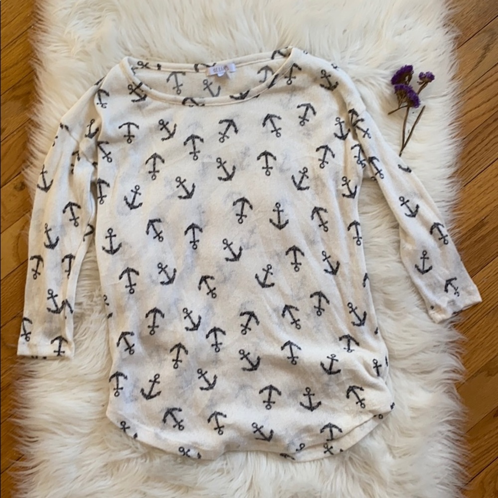 Delias Lightweight Cream Knit Top Size L